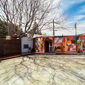 Silver Lake Creative Flex Space with Courtyard